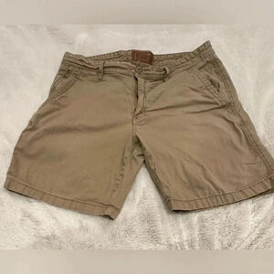Clearwater Outfitters Khaki Shorts 36 waist